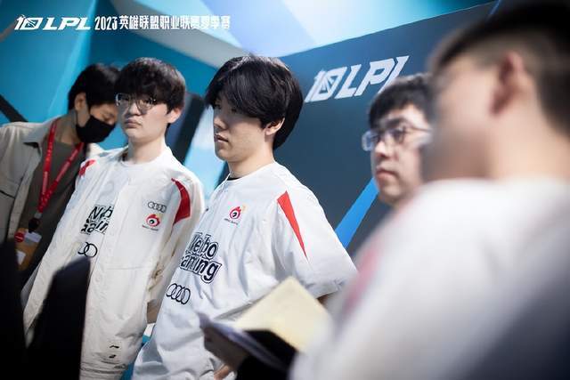 对阎菁来说 对阎菁来说