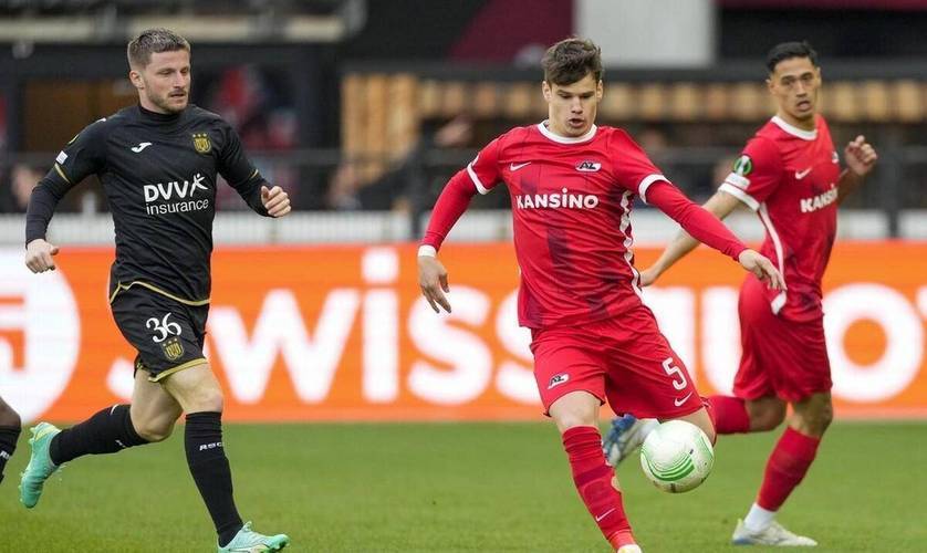 通过不同的 通过不同的