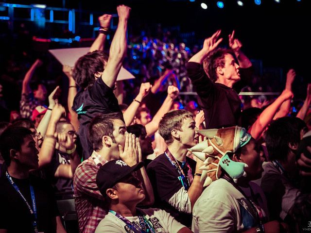 行侠高层联 行侠高层联